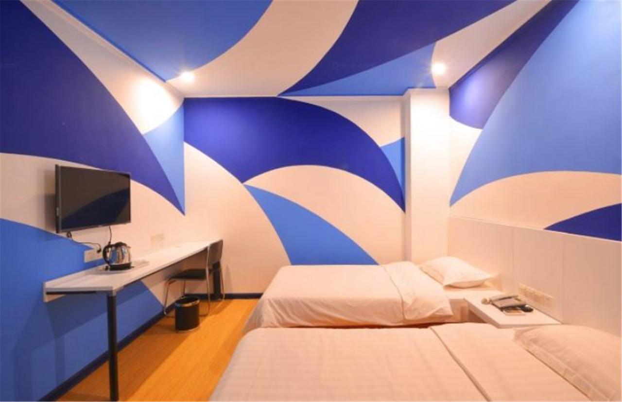 Jinkailai Business Hotel Qingdao Beer Street Exterior photo